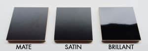 Comparaison visuelle des finitions brillant, satin et mat