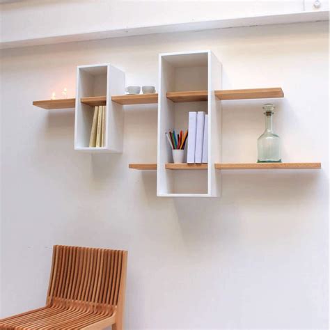 Exemples de styles d'étagères murales pour DVD : moderne, scandinave, industriel