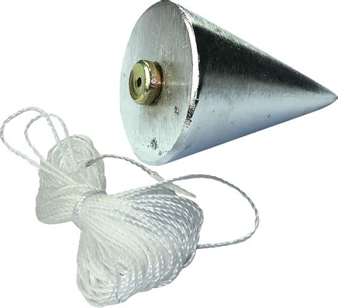 Outil de maçonnerie : fil à plomb, niveau à bulle, cordeau