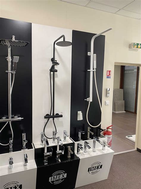 Variété de robinetterie sanitaire pour cuisine et salle de bain