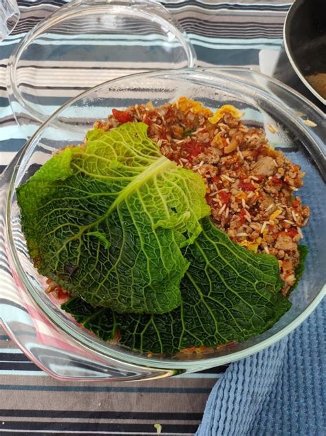 Plat préparé avec des feuilles de chou marin