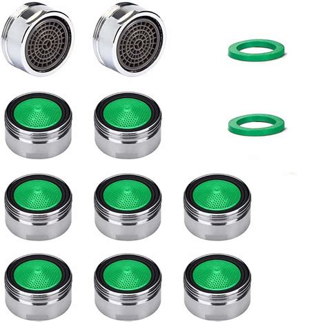 Différentes tailles de mousseurs de robinet