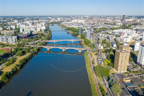 Vue aérienne de Nantes et de sa région