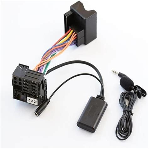 Composants d'un kit AUX pour autoradio d'origine