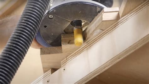 Gabarits en MDF pour la découpe de pièces d'escalier