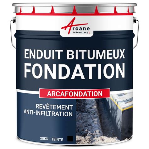 Application d'enduit bitumineux sur un mur de fondation