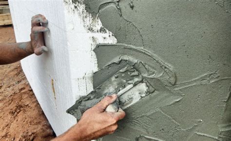 Outils pour enduire un mur