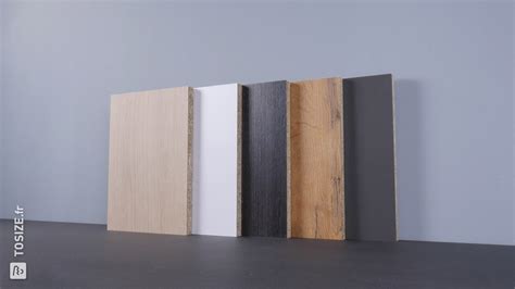 Différents types de panneaux de particules