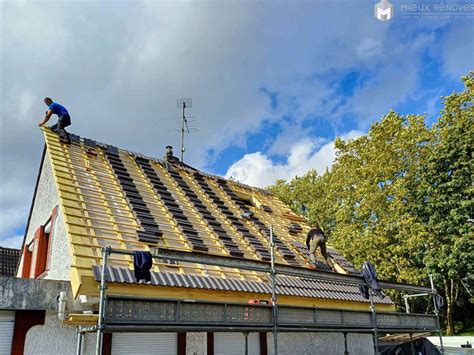 Maison avec une toiture en bon état et propre