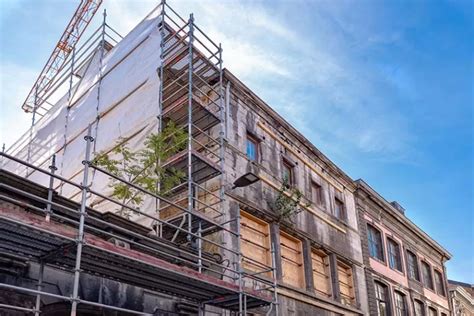 Plan de rénovation d'un bâtiment ancien