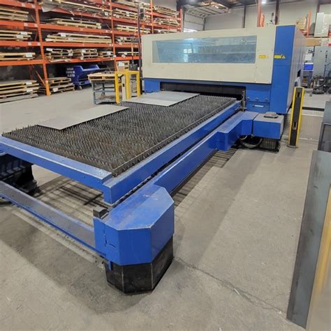 Table de découpe laser pour la fabrication de joints