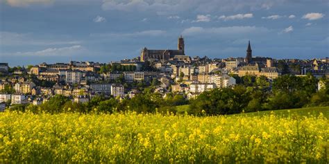 Vue panoramique de Rodez avec la cathédrale