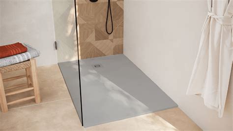 Diagramme montrant les différentes finitions de surface d'un receveur de douche