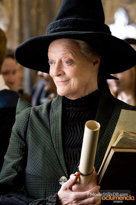 Professeur McGonagall dans le film Les Animaux Fantastiques