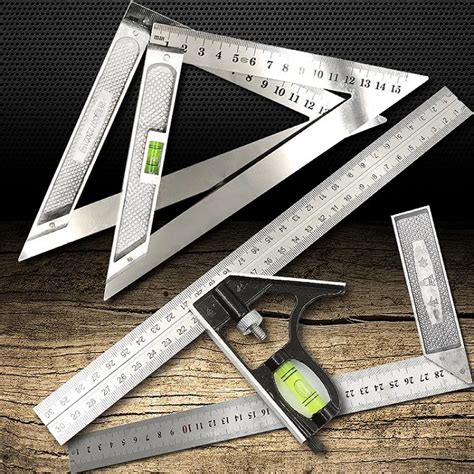 Outil de mesure d'angle pour vérifier l'horizontalité des marches