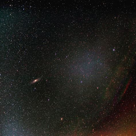Grand champ autour de la galaxie M31, visible dans un télescope