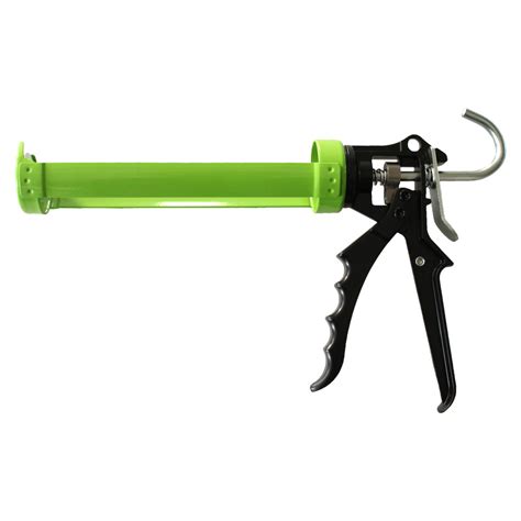 Application de mastic acrylique avec un pistolet