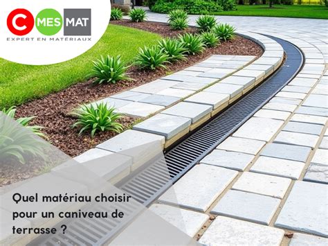 Illustration d'un caniveau domestique installé le long d'une allée