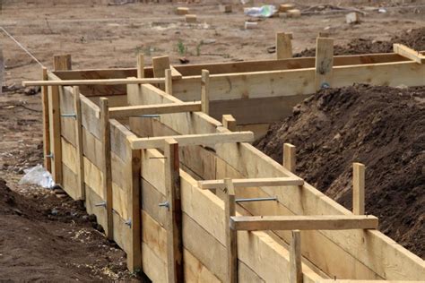 Schéma d'un coffrage en bois pour béton
