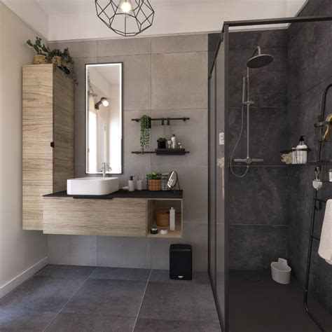 Salle de bain moderne et fonctionnelle