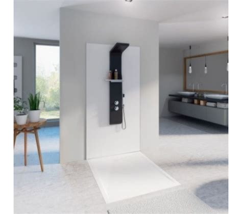 Salle de bain moderne avec colonne de douche Kinedo