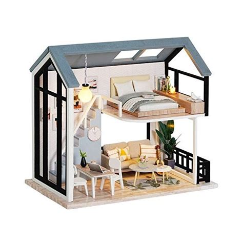 Maison de poupée miniature avec meubles fait main