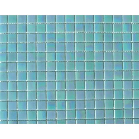 Mosaïque en pâte de verre bleue scintillante pour une piscine