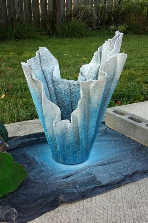 Sculpture en tissu-ciment