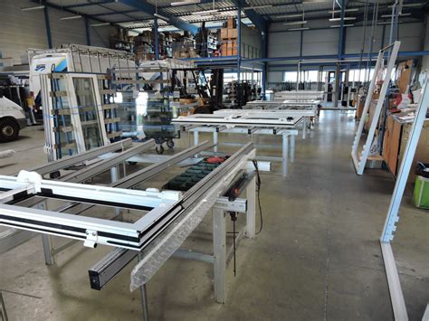 Usine de fabrication de menuiseries