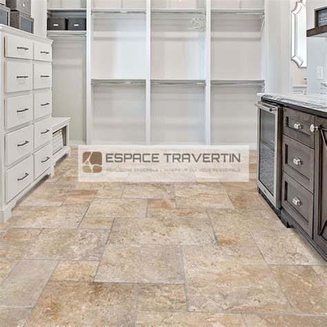 Gamme de carrelage en travertin