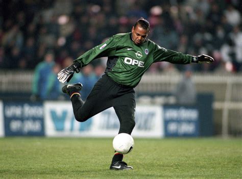 Bernard Lama en action