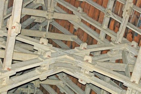 Charpente en béton armé de la cathédrale de Reims