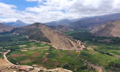 Paysage de la vallée des Aït Bouguemez au Maroc