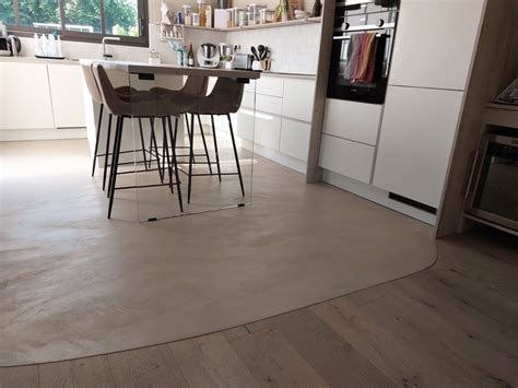 Béton ciré dans une cuisine