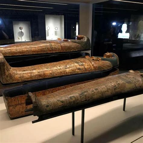 Sarcophage de Séramon, prêtre de Thèbes